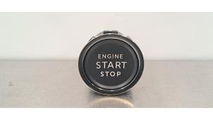 Usados Interruptores Start/Stop Peugeot 3008 III 1.6 16V Plug-in Hybrid 195 Precio € 18,15 IVA incluido ofrecido por Autohandel Didier