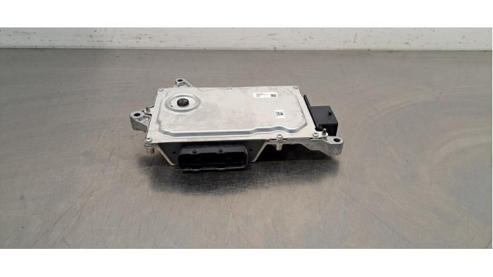 Used Automatic gearbox computer Peugeot 3008 III 1.6 16V Plug-in Hybrid 195 Price € 199,65 Inclusive VAT offered by Autohandel Didier