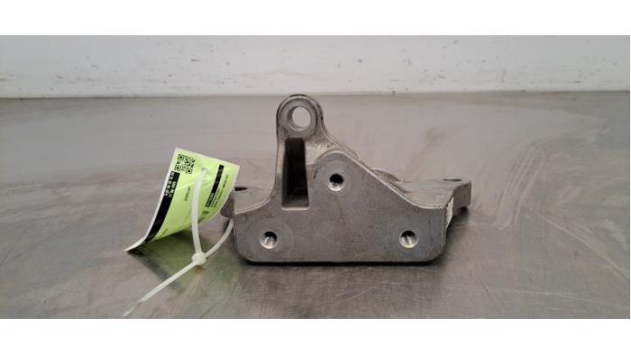 Usagé Support (divers) Jeep Compass II (MP) 1.3 T4 130 16V Prix € 36,30 Prix TTC proposé par Autohandel Didier