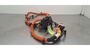 Usados Conexión de conector de punto de carga Peugeot 3008 III 1.6 16V Plug-in Hybrid 195 Precio € 266,20 IVA incluido ofrecido por Autohandel Didier