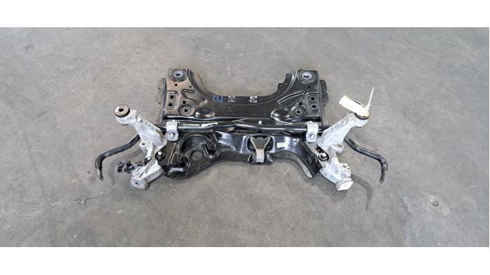 Begagnade Underram Peugeot 3008 III 1.6 16V Plug-in Hybrid 195 Pris € 399,30 Inklusive moms erbjuds av Autohandel Didier