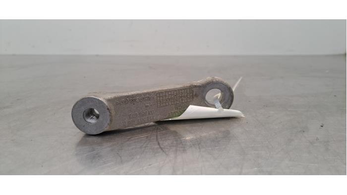 Used Engine mount Renault Trafic (1FL/2FL/3FL/4FL) 1.6 dCi 95 Price € 18,15 Inclusive VAT offered by Autohandel Didier