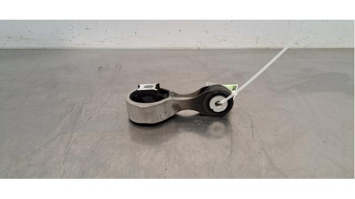 Used Engine mount Renault Trafic (1FL/2FL/3FL/4FL) 1.6 dCi 95 Price € 18,15 Inclusive VAT offered by Autohandel Didier