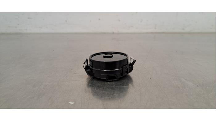 Begagnade Regnsensor Renault Master III (FV) 2.3 Energy dCi 180 Twin Turbo 16V FWD Pris € 18,15 Inklusive moms erbjuds av Autohandel Didier