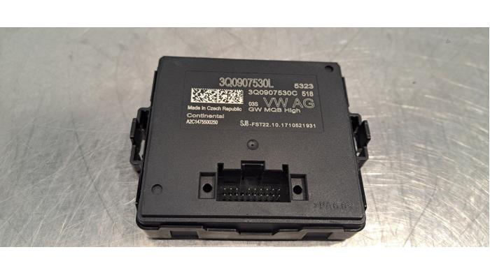 Używane Modul gateway Audi S3 Limousine (8VM/8VS) 2.0 TFSI 16V Cena € 30,25 Z VAT oferowane przez Autohandel Didier