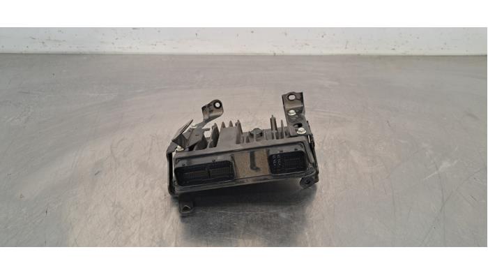 Used Engine management computer Toyota RAV4 (A5) Price € 266,20 Inclusive VAT offered by Autohandel Didier