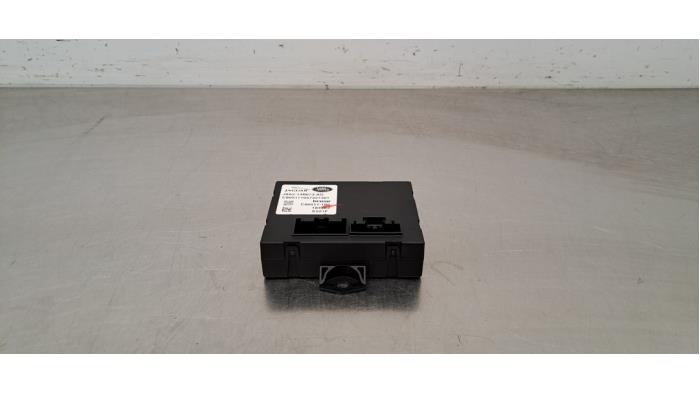 Begagnade Modul (diverse) Landrover Range Rover Velar (LY) 3.0 D300 AWD Pris € 42,35 Inklusive moms erbjuds av Autohandel Didier