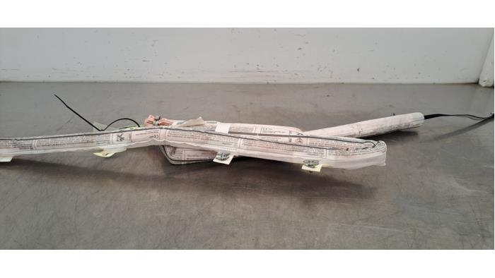Takgardinairbag, höger från en Citroën C5 Aircross I (A4/AC/AJ/AR) 2.0 Blue HDI 180 2020