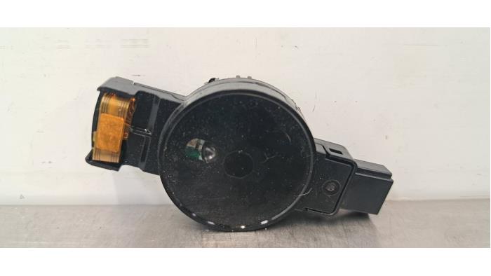Gebrauchte Regensensor BMW X2 (F39) sDrive 18i 1.5 12V TwinPower Turbo Preis € 36,30 Mit Mehrwertsteuer angeboten von Autohandel Didier