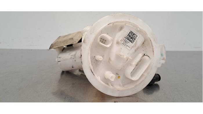 Usagé Pompe à carburant Audi A4 Avant (B9) 2.0 35 TFSI Mild Hybrid 16V Prix € 96,80 Prix TTC proposé par Autohandel Didier
