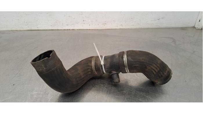 Gebrauchte Intercooler Rohr Iveco New Daily VI 3.0 Natural Power 35C/S14, 40/50/65/70C14 Preis € 60,50 Mit Mehrwertsteuer angeboten von Autohandel Didier