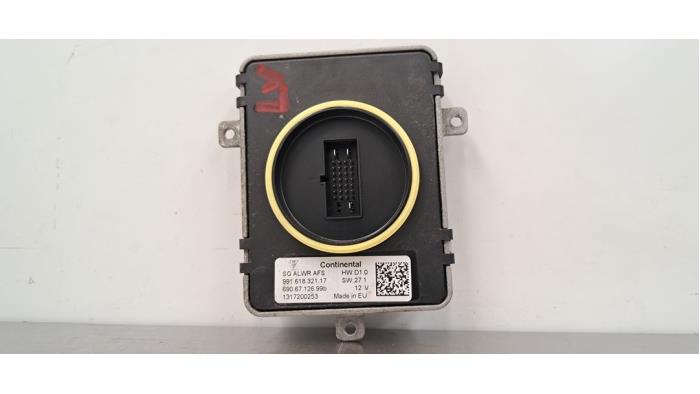 Używane Modułowy reflektor LED Porsche 911 (991) 3.4 24V Carrera 4 Cena € 332,75 Z VAT oferowane przez Autohandel Didier