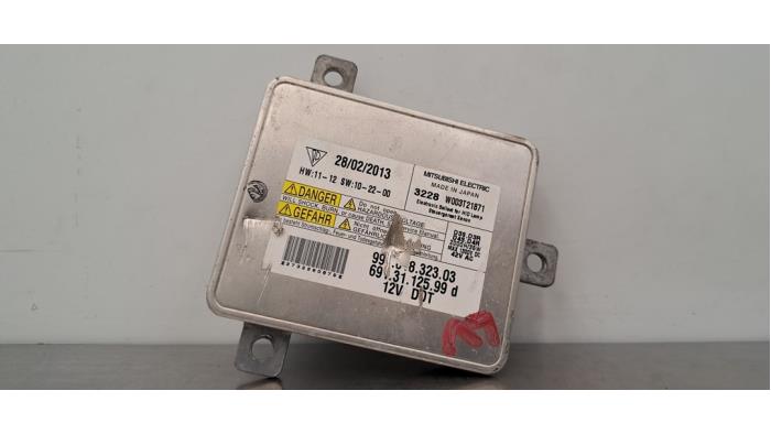 Używane Modułowy reflektor LED Porsche 911 (991) 3.4 24V Carrera 4 Cena € 133,10 Z VAT oferowane przez Autohandel Didier