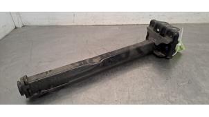 Usados Soporte de la parte delantera Peugeot 3008 II (M4/MC/MJ/MR) 1.2 12V e-THP PureTech 130 Precio € 66,55 IVA incluido ofrecido por Autohandel Didier