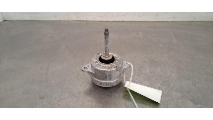 Used Engine mount Porsche 911 (991) 3.4 24V Carrera 4 Price € 60,50 Inclusive VAT offered by Autohandel Didier