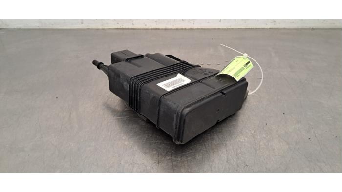Używane Filtr weglowy Mini Mini (F56) 1.5 12V Cooper Cena € 60,50 Z VAT oferowane przez Autohandel Didier