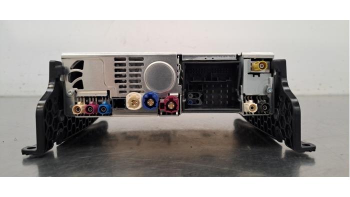 Używane Modul radiowy Mini Mini (F56) 1.5 12V Cooper Cena € 532,40 Z VAT oferowane przez Autohandel Didier