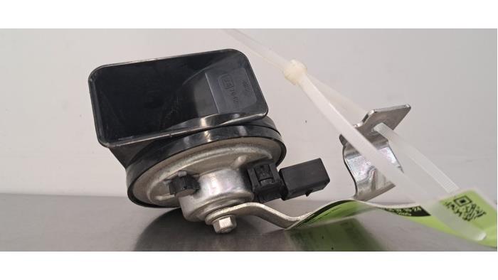 Używane Klakson BMW 4 serie (G23) M440i 48V 3.0 Turbo 24V Cena € 24,20 Z VAT oferowane przez Autohandel Didier