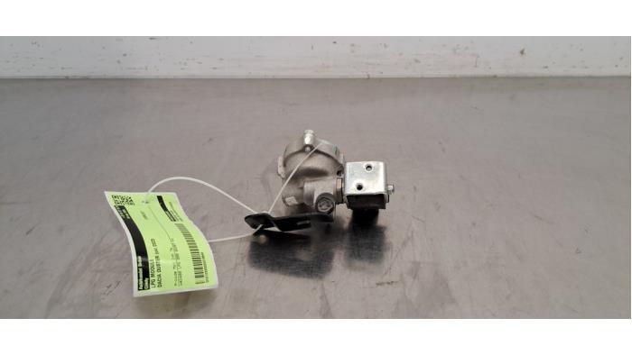 Used LPG module Dacia Duster (SR) 1.0 TCE 100 Bi-Fuel, Eco-G 12V Price € 60,50 Inclusive VAT offered by Autohandel Didier
