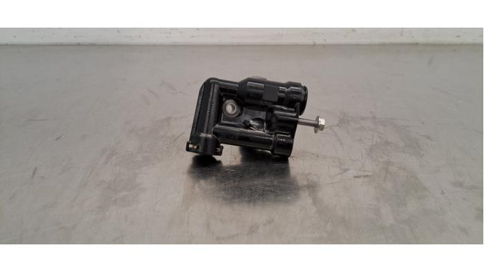 Używane Termostat BMW 4 serie (G23) M440i 48V 3.0 Turbo 24V Cena € 48,40 Z VAT oferowane przez Autohandel Didier