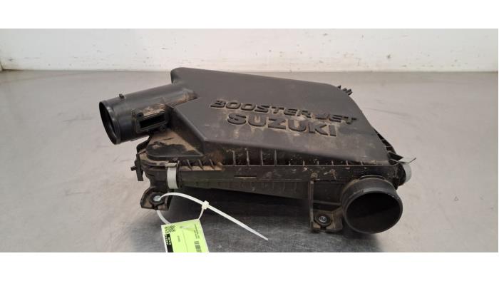 Gebrauchte Luftfiltergehäuse Suzuki SX4 S-Cross (JY) 1.4 Booster Jet Turbo 16V SHVS Preis € 60,50 Mit Mehrwertsteuer angeboten von Autohandel Didier
