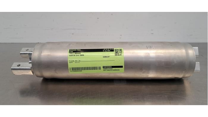 Usagé Déshydrateur clim Audi Q4 (F4B) 45 e-tron 82 kWh Prix € 96,80 Prix TTC proposé par Autohandel Didier