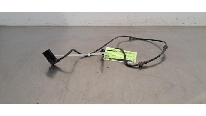 Begagnade ABS-sensor Mercedes C Estate (S205) C-350 e 2.0 16V Pris € 18,15 Inklusive moms erbjuds av Autohandel Didier