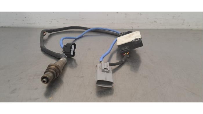 Usagé Sonde lambda Mazda CX-60 (KH) 3.3 e-SkyActiv-D MHEV Prix € 133,10 Prix TTC proposé par Autohandel Didier