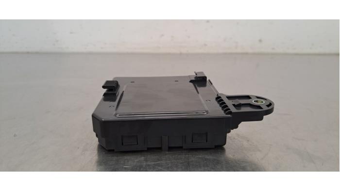 Used Body control computer Mazda CX-60 (KH) 3.3 e-SkyActiv-D MHEV Price € 199,65 Inclusive VAT offered by Autohandel Didier