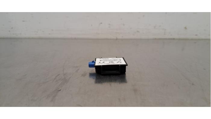 Używane Antena GPS Citroen C3 Van (CJ) ë-C3 Cena € 24,20 Z VAT oferowane przez Autohandel Didier