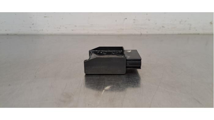 Usados Módulo bomba de combustible Skoda Karoq 1.5 TSI 16V Precio € 12,10 IVA incluido ofrecido por Autohandel Didier
