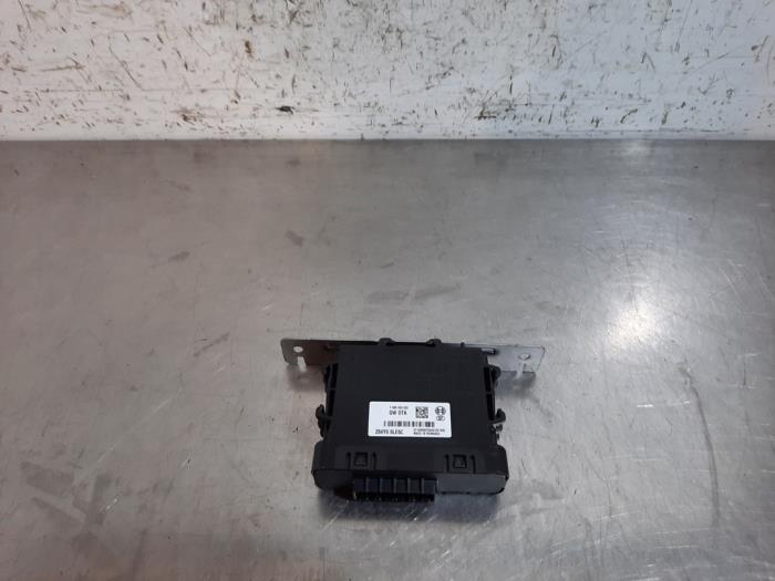 Używane Modul gateway Renault Arkana (RJLL) 1.6 E-Tech 145 16V Cena € 199,65 Z VAT oferowane przez Autohandel Didier