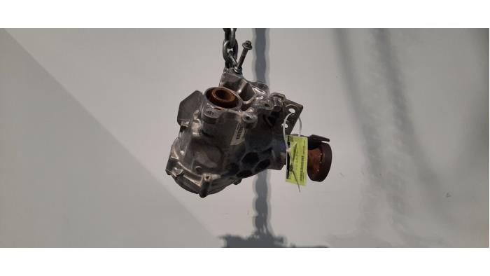Gebrauchte Differential vorne Volvo XC60 II (UZ) 2.0 T5 16V AWD Preis € 1.058,75 Mit Mehrwertsteuer angeboten von Autohandel Didier