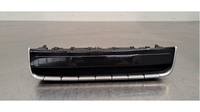Begagnade Värmekontrollpanel MG HS/EHS I (AS23) 1.5 EHS T-GDI Hybrid Pris € 163,35 Inklusive moms erbjuds av Autohandel Didier