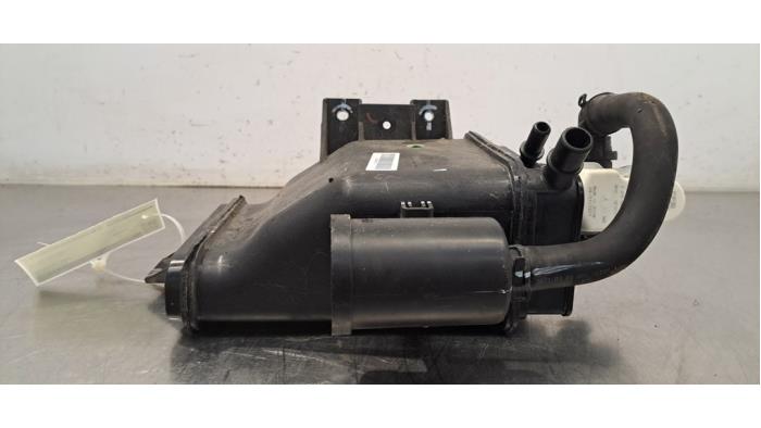 Używane Filtr weglowy MG HS/EHS I (AS23) 1.5 EHS T-GDI Hybrid Cena € 48,40 Z VAT oferowane przez Autohandel Didier