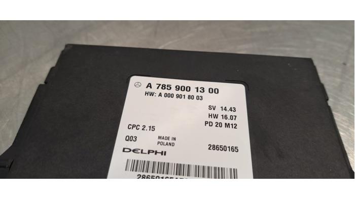 Central electronic module from a Mercedes-Benz EQC (N293) 400 4-Matic 80 kWh 2021