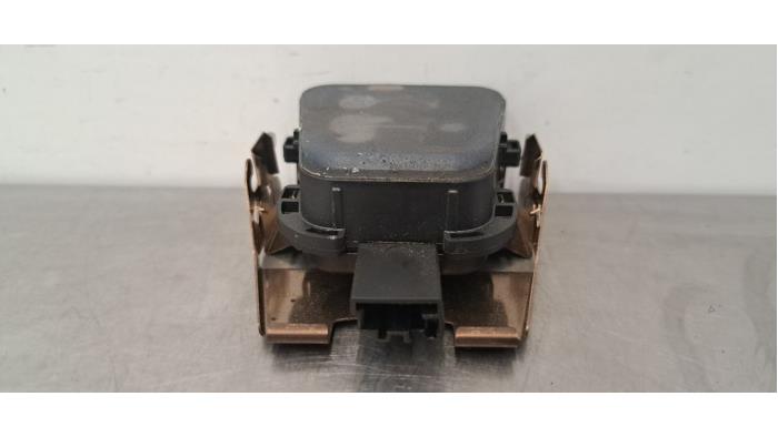 Begagnade Regnsensor Landrover Range Rover Sport (LW) 3.0 SDV6 Pris € 48,40 Inklusive moms erbjuds av Autohandel Didier
