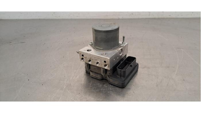 Używane Pompa ABS Citroen Jumper (U9) 2.0 BlueHDi 130 Cena € 199,65 Z VAT oferowane przez Autohandel Didier
