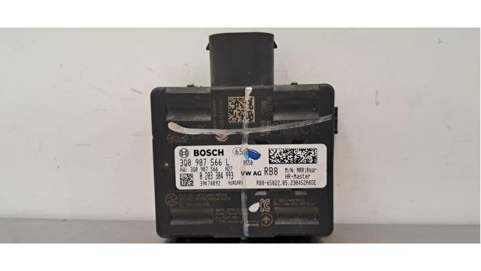 Begagnade Radarsensor Audi Q3 Sportback (F3N) 1.4 45 TFSIe 16V Pris € 199,65 Inklusive moms erbjuds av Autohandel Didier