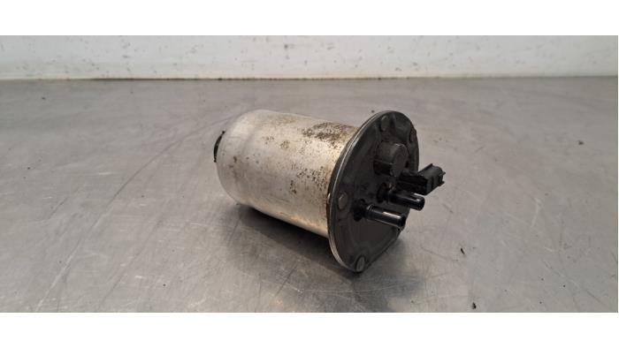 Gebrauchte Kraftstofffilter Renault Master III (FV) 2.3 dCi 135 16V FWD Preis € 18,15 Mit Mehrwertsteuer angeboten von Autohandel Didier