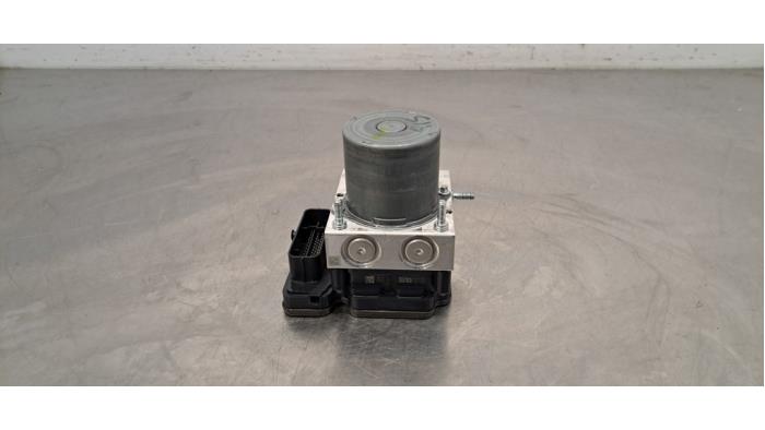 Usagé Bloc ABS Nissan Juke (F16) 1.0 DIG-T 117 12V Prix € 266,20 Prix TTC proposé par Autohandel Didier