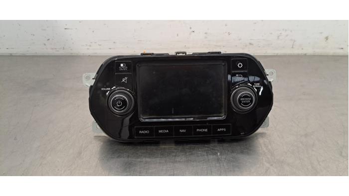 Begagnade Navigeringsdisplay Fiat Tipo (356W/357W) 1.4 16V Pris € 266,20 Inklusive moms erbjuds av Autohandel Didier