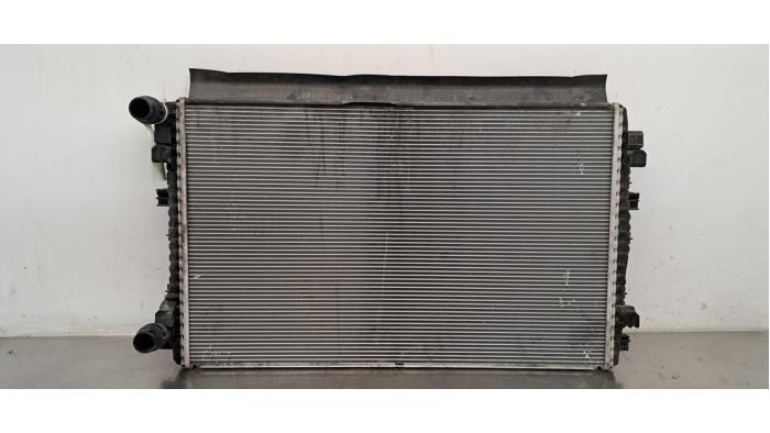 Used Radiator Audi A3 Sportback (8YA) 1.0 30 TFSI 12V Mild hybrid Price € 60,50 Inclusive VAT offered by Autohandel Didier
