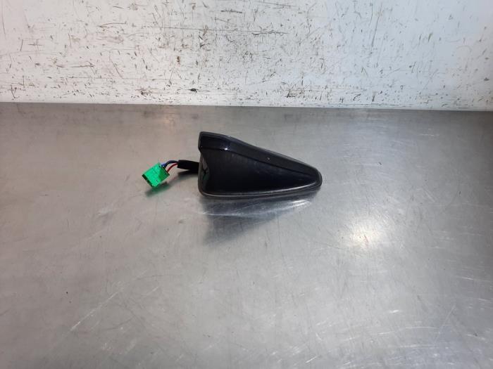 Używane Antena Kia Ceed (CDB5/CDBB) 1.0i T-GDi 12V Cena € 96,80 Z VAT oferowane przez Autohandel Didier