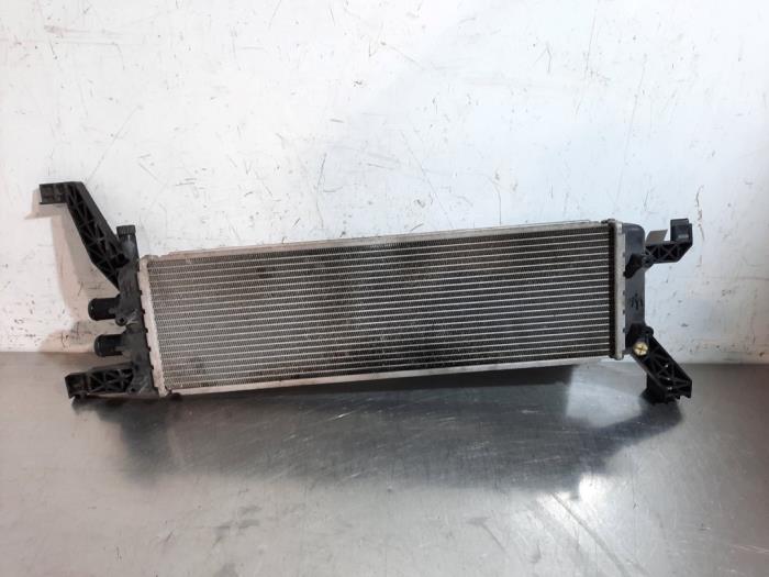 Used Radiator Maserati Quattroporte VI 3.0 S Q4 Biturbo V6 24V Price € 266,20 Inclusive VAT offered by Autohandel Didier