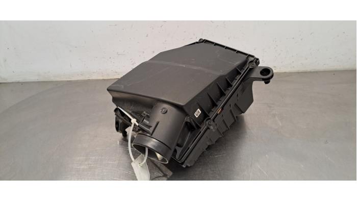 Gebrauchte Luftfiltergehäuse Volvo XC60 II (UZ) 2.0 T5 16V Preis € 60,50 Mit Mehrwertsteuer angeboten von Autohandel Didier