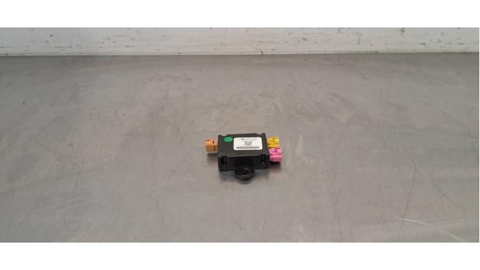 Używane Modul USB Landrover Range Rover Evoque (LVJ/LVS) 2.0 D 150 16V Cena € 24,20 Z VAT oferowane przez Autohandel Didier