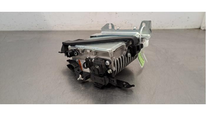 Usados Módulo electrónico central Mazda CX-30 (DM) 2.0 e-SkyActiv-G 122 16V Precio € 332,75 IVA incluido ofrecido por Autohandel Didier