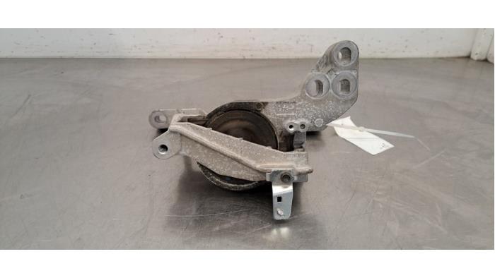 Engine mount Mazda CX-30 (DM), 2019 2.0 e-SkyActiv-G 122 16V, SUV, Electric Petrol, 1.998cc, 90kW (122pk), FWD, PEXN, 2019-07, DM6WE (Used)