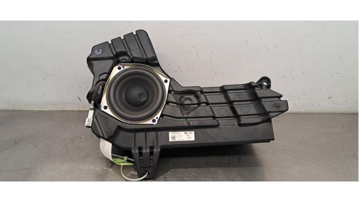 Używane Subwoofer Hyundai i20 (BC3) 1.6 N T-GDI 16V Cena € 163,35 Z VAT oferowane przez Autohandel Didier